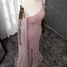 Cargar imagen en el visor de la galería, Dubai Luxury Pink Beaded Mermaid
