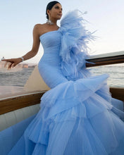 Cargar imagen en el visor de la galería, 2023 One Shoulder Blue Formal
