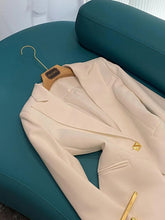 تحميل الصورة في معرض عارض ، Casual Designed Rivet Cuff Single Button Blazer
