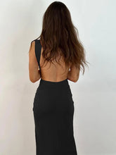 Загрузить изображение в средство просмотра галереи, Slit Backless Maxi Dress

