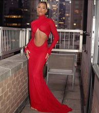 Cargar imagen en el visor de la galería, Elegant Red Cut Out Maxi Dress
