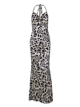 Charger l&#39;image dans la galerie, Satin Leopard Print Swinging
