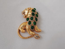 Load image into Gallery viewer, High Grade Vintage animal brooch for lady
