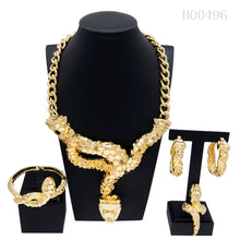 Load image into Gallery viewer, Fashion Trend Woman Necklace

