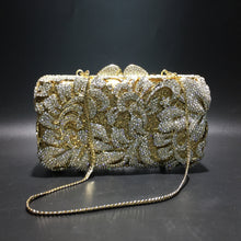 Загрузить изображение в средство просмотра галереи, Gold Pochette Soiree Crystal bag
