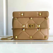 تحميل الصورة في معرض عارض ، Luxury Brand Handbag Rivets
