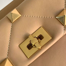 Cargar imagen en el visor de la galería, Luxury Brand Handbag Rivets
