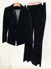 Load image into Gallery viewer, Single Button Velvet Blazer Suit Set
